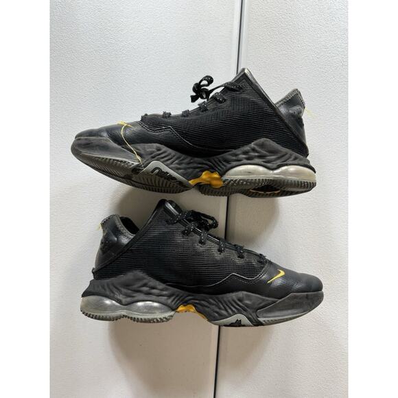 Nike LeBron 19 Low Witness Black University Gold DH1270-002 Mens Size 8 - Picture 6 of 8